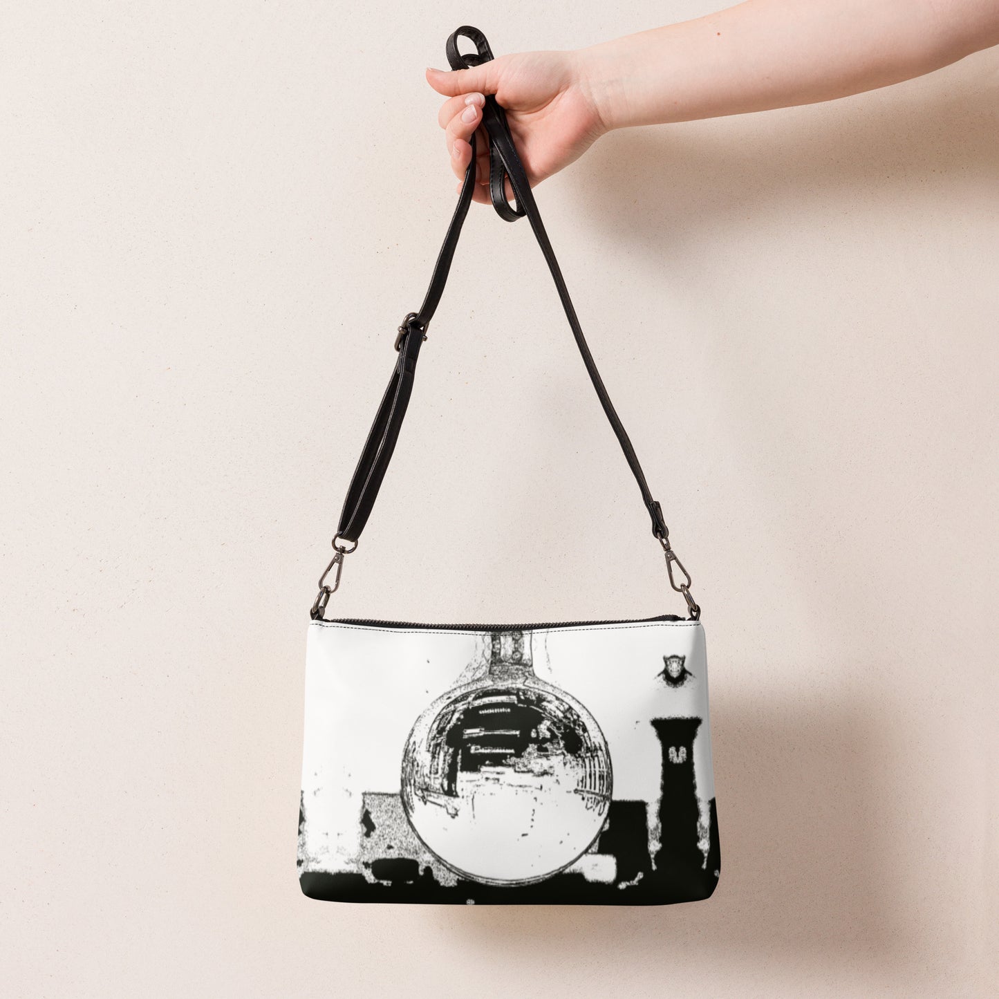 Crossbody bag. B&W