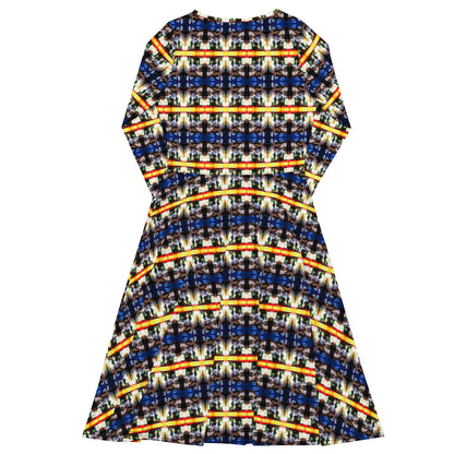 All-over print long sleeve midi dress. LAS CAPAS 12.