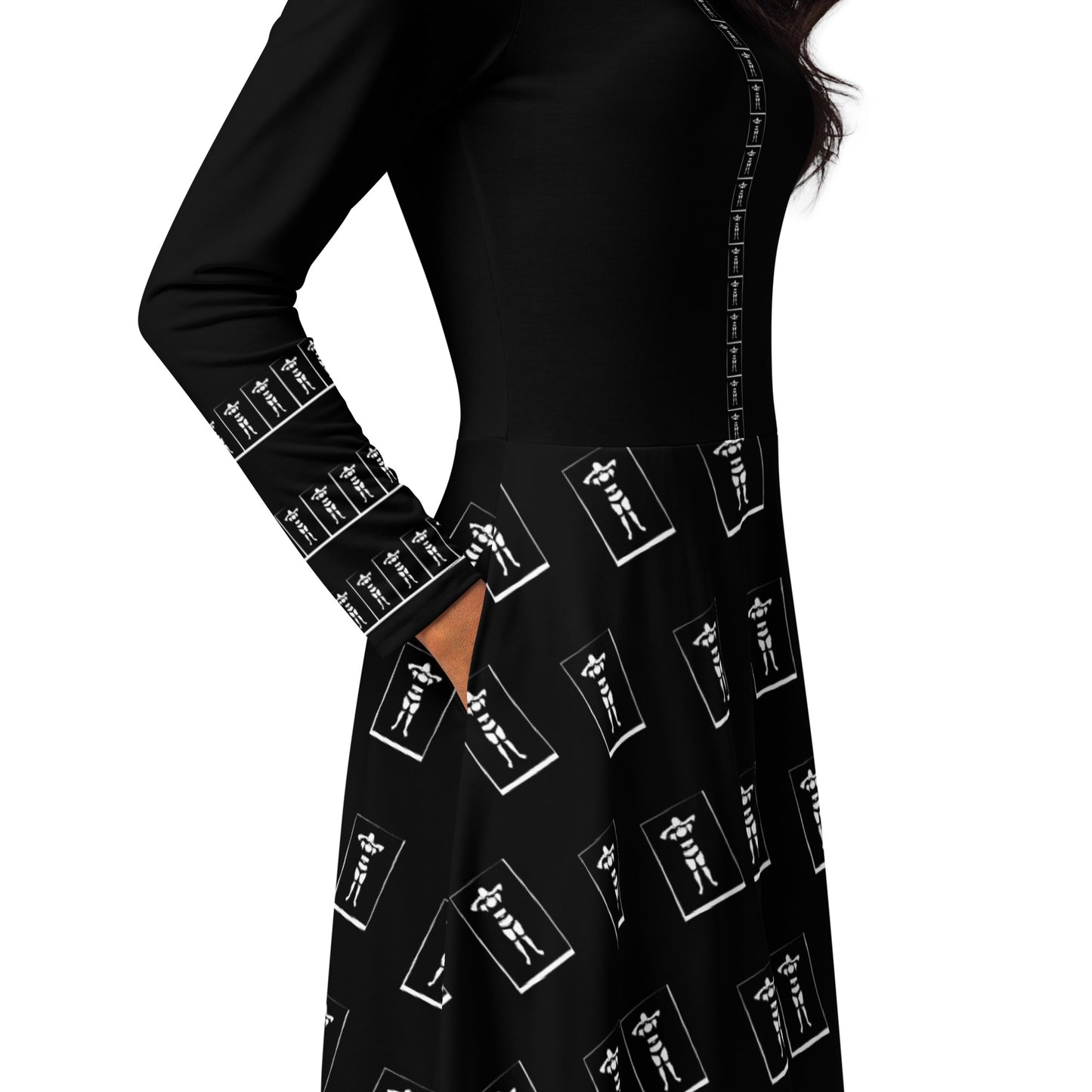 All-over print long sleeve midi dress. B & N 3.