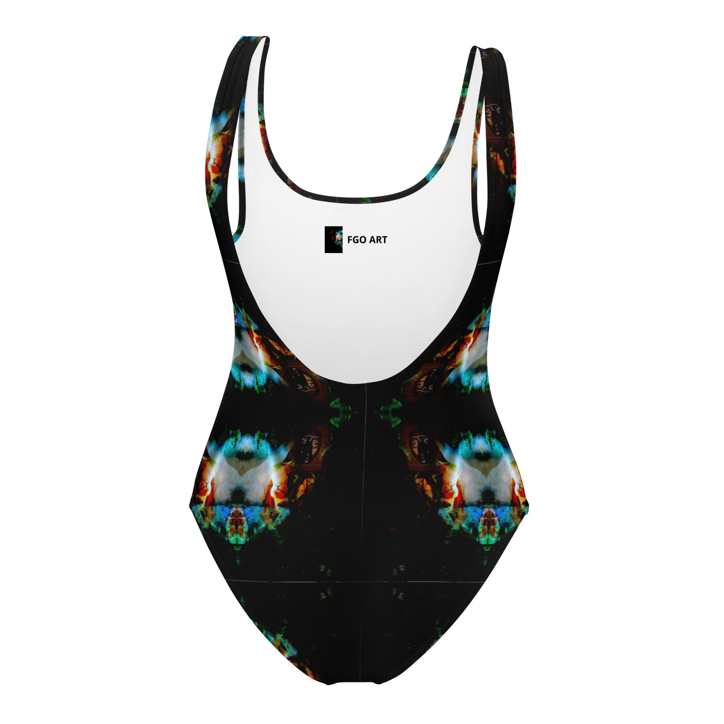 One-Piece Swimsuit. MÁSCARA 2.