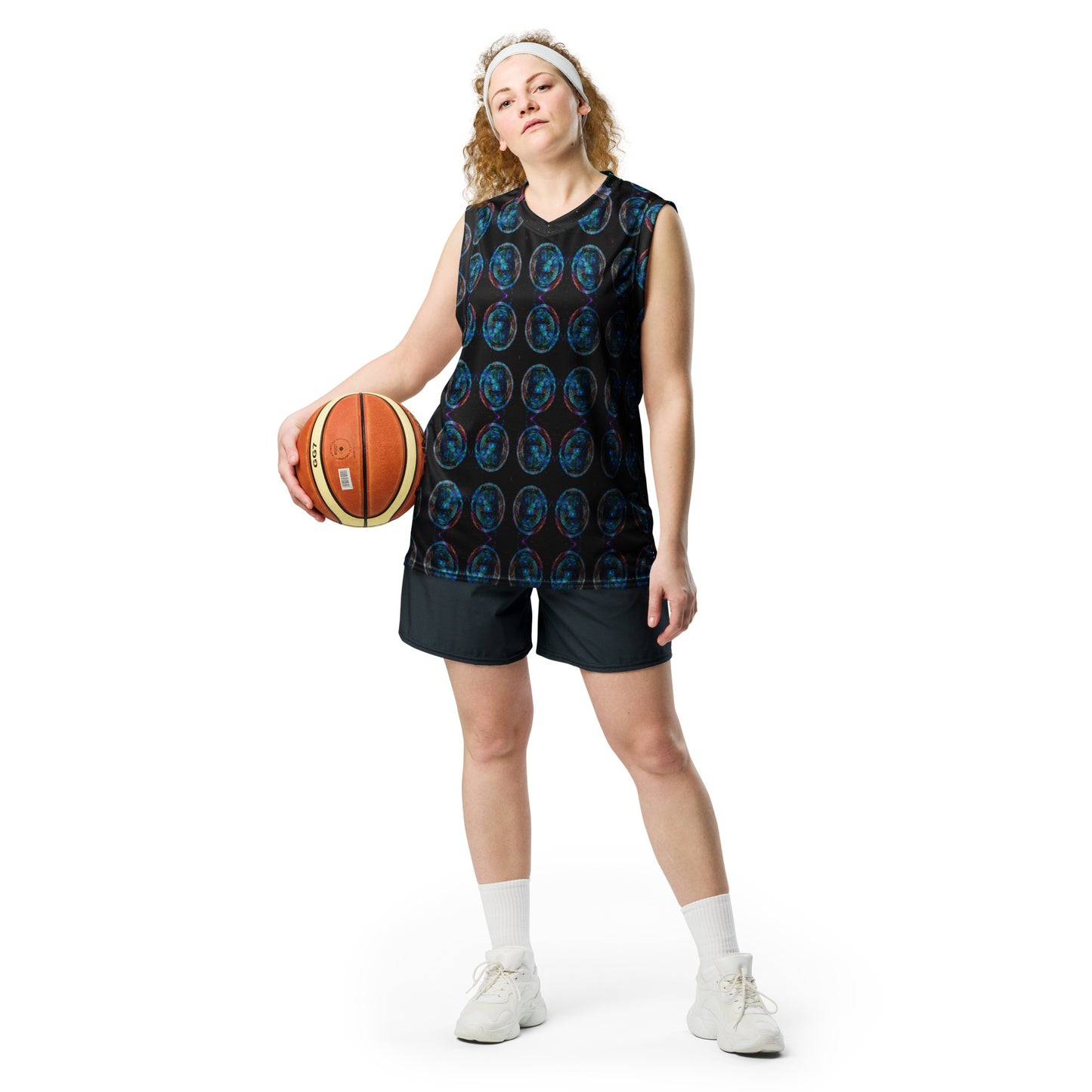 Recycled unisex basketball jersey. UNIVERSO 1.