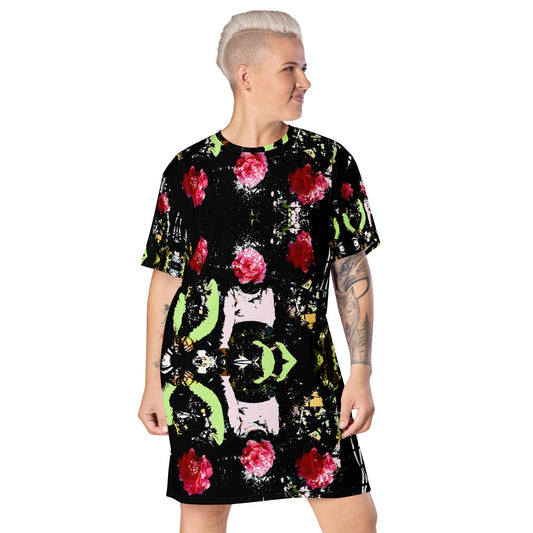 T-shirt dress. LAS CAPAS 8.