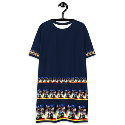 T-shirt dress. LAS CAPAS 12.