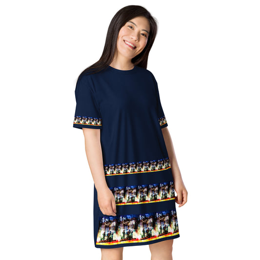 T-shirt dress. LAS CAPAS 12.